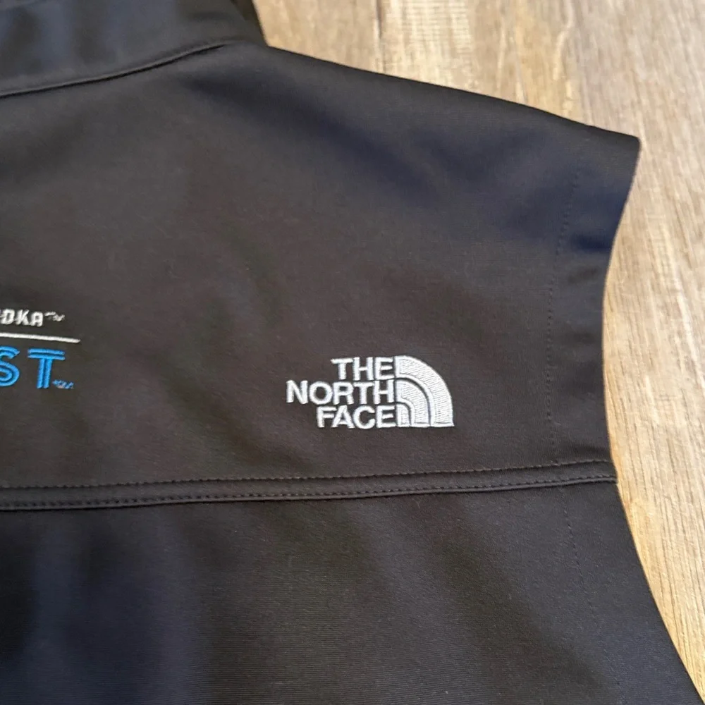 The North Face Black Men's Softshell Vest with Embroidered Logo